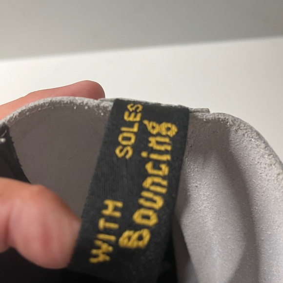 MINT like-new Dr. Martens Jadon 8-Eye White Boot Size 9 - Picture 10 of 11